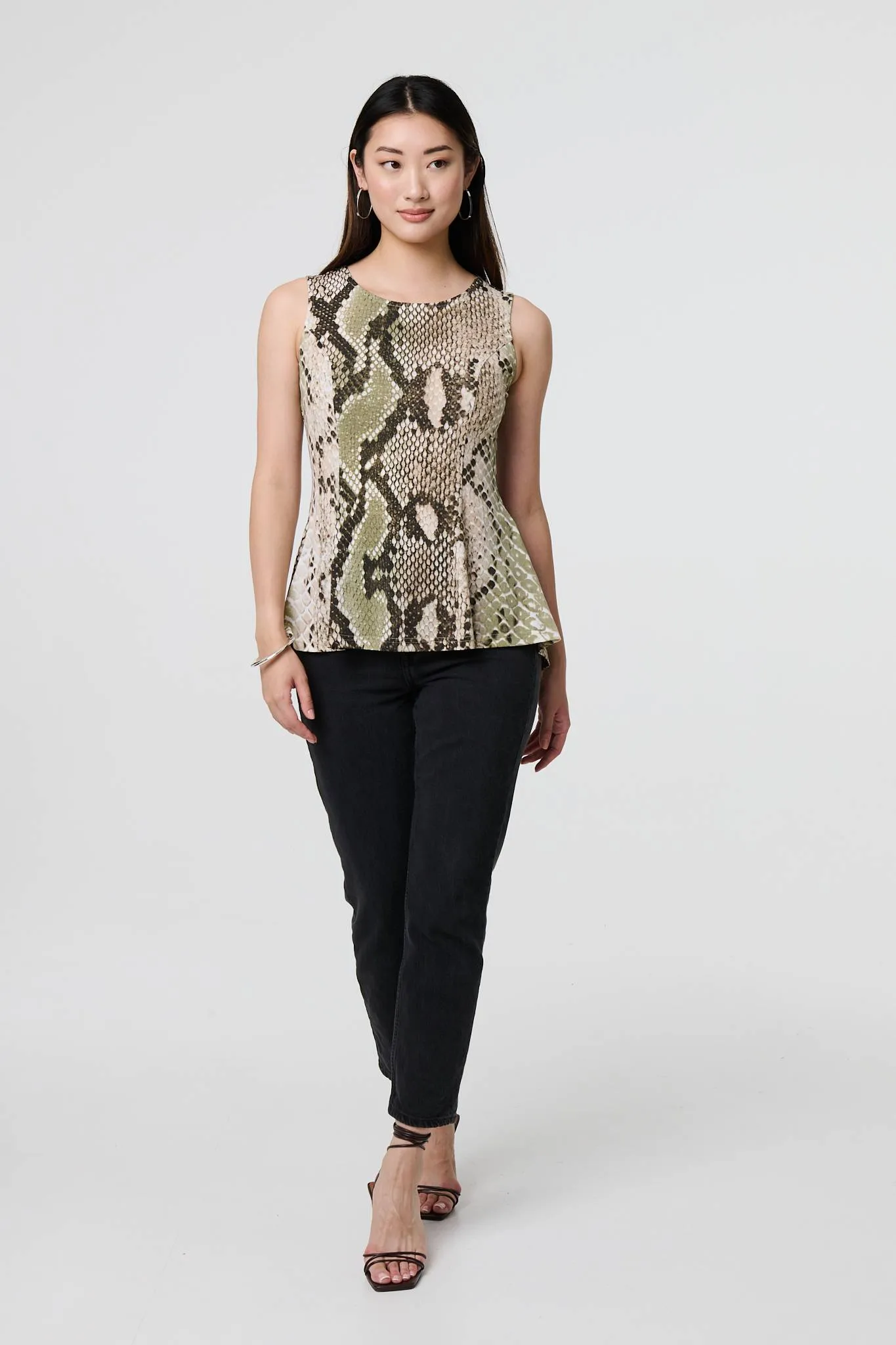 Snake Print Sleeveless Curve Hem Top